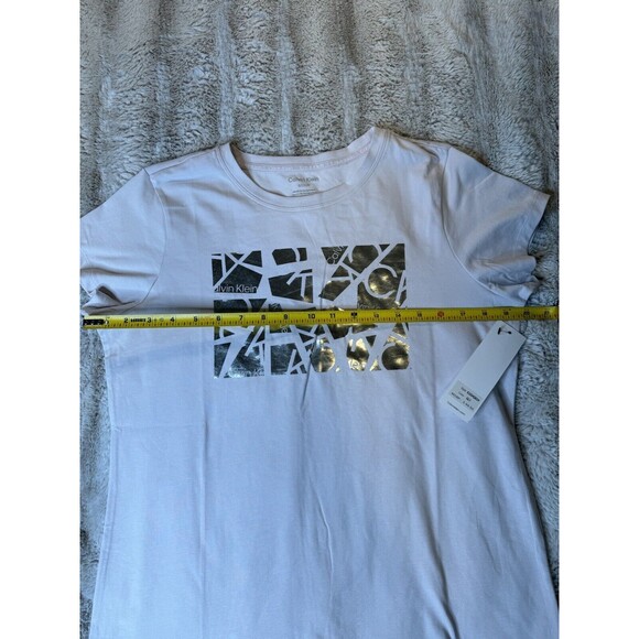 Calvin Klein Women's Soft Crew Neck Graphic Camo Logo T-shirt Light Purple S - Picture 3 of 8